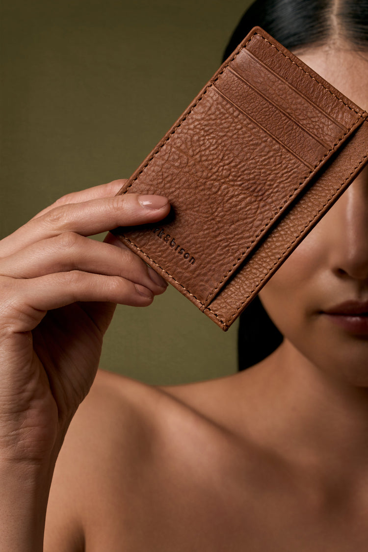 Stylish Yet Practical: Buying a Leather Wallet That Lasts